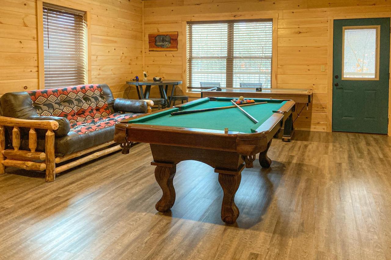 The Lazy Bear Villa Pigeon Forge Exterior foto