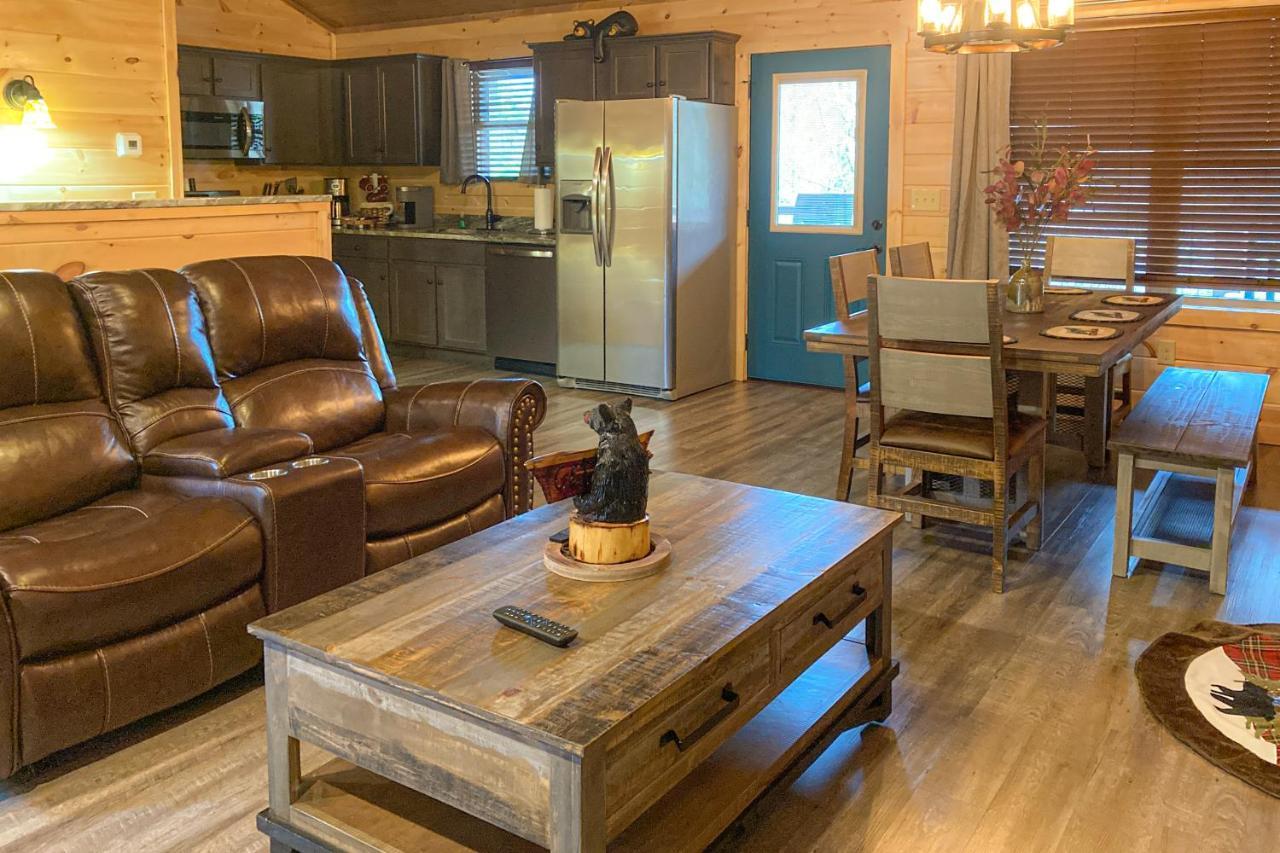 The Lazy Bear Villa Pigeon Forge Exterior foto